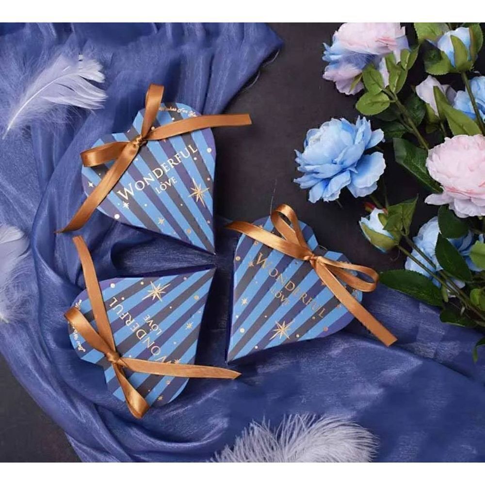 5pcs Heart Shaped Gift Box With Ribbon - Picture 2 of 3